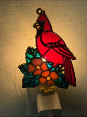 Red Cardinal Decorative Bird Perch Night Light